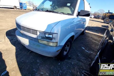 Photo of 2002 Chevrolet Astro