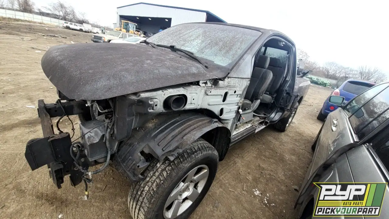 Photo of 2005 Nissan Titan