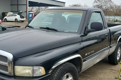 Photo of 1999 Dodge Ram 1500