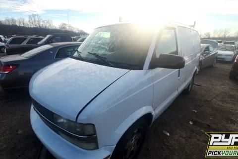 Photo of 2004 Chevrolet Astro