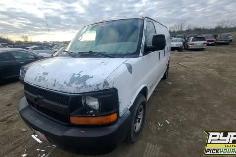 Photo of 2005 Chevrolet Express 2500