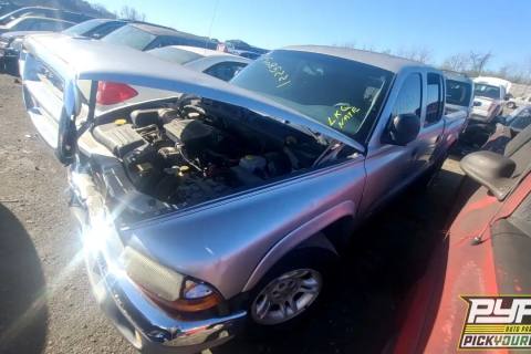Photo of 2004 Dodge Dakota