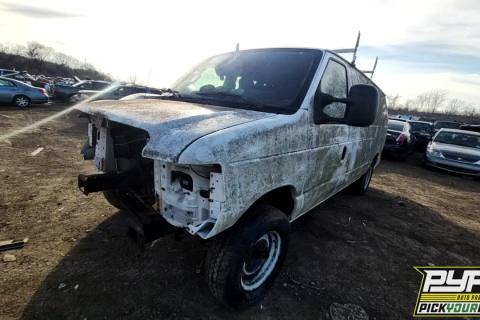 Photo of 2009 Ford E-150
