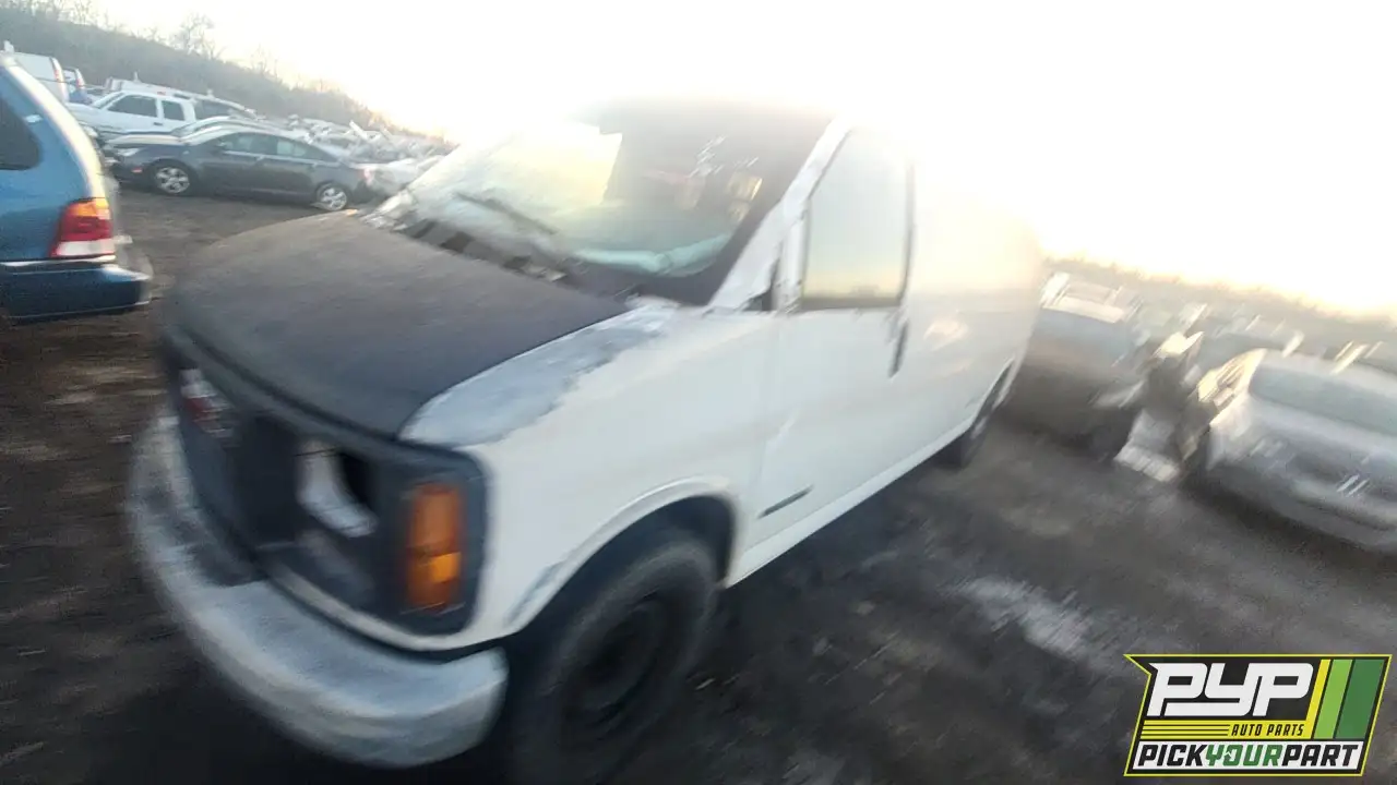 Photo of 2002 Gmc Savana 2500