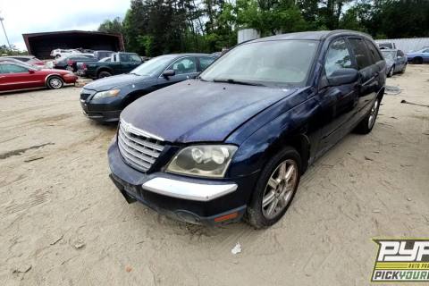 Photo of 2005 Chrysler Pacifica