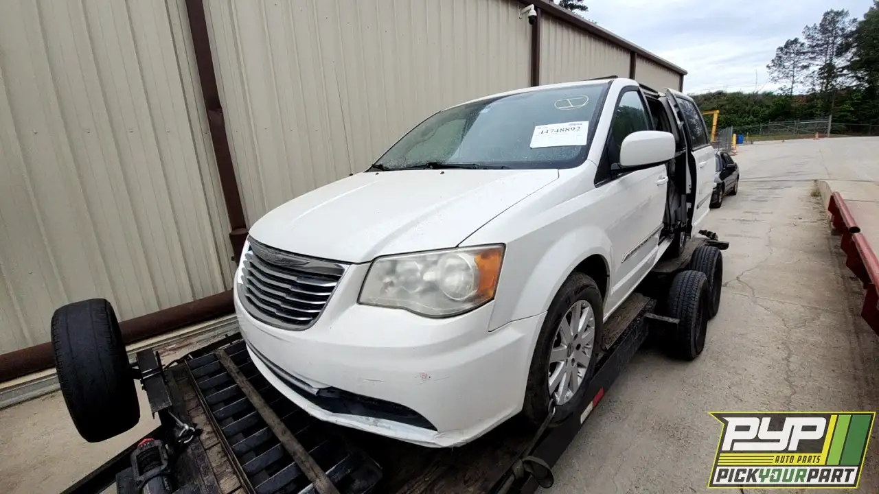 Photo of 2013 Chrysler Town & Country