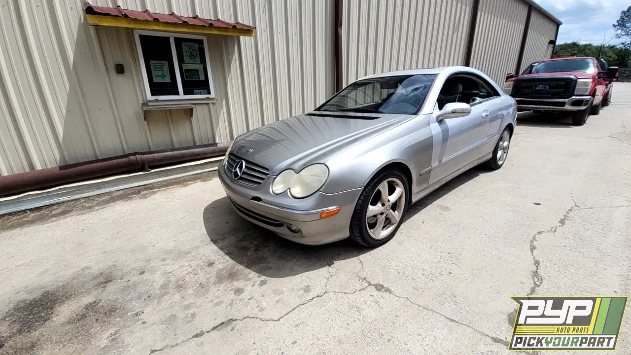 Photo of 2005 Mercedes-Benz Clk320