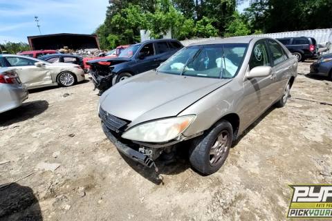 Photo of 2004 Toyota Camry