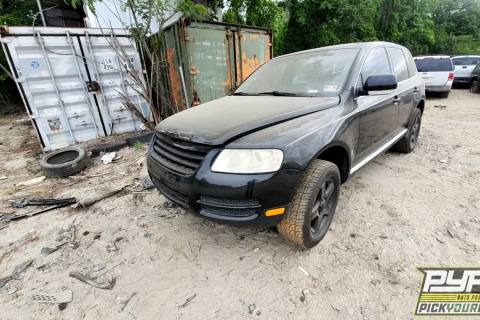 Photo of 2006 Volkswagen Touareg