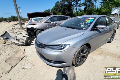 Photo of 2016 Chrysler 200