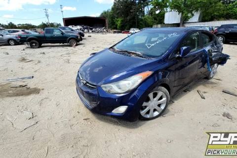 Photo of 2013 Hyundai Elantra