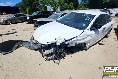 Photo of 2016 Chrysler 200