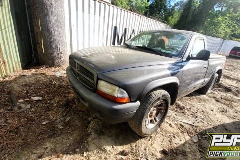 Photo of 2003 Dodge Dakota