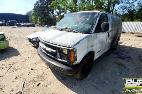 Photo of 2002 Chevrolet Express 3500