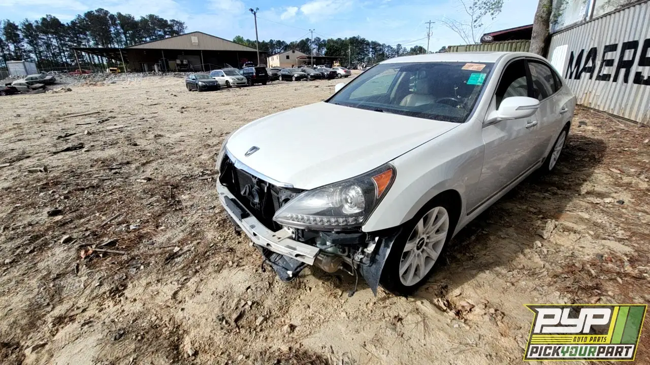 Photo of 2013 Hyundai Equus