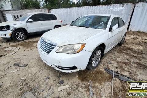Photo of 2012 Chrysler 200