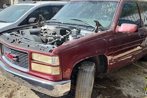Photo of 1999 Gmc Yukon