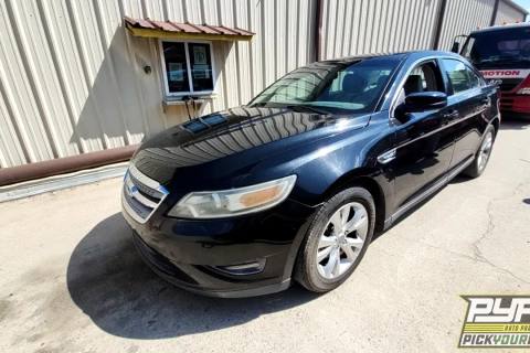 Photo of 2011 Ford Taurus