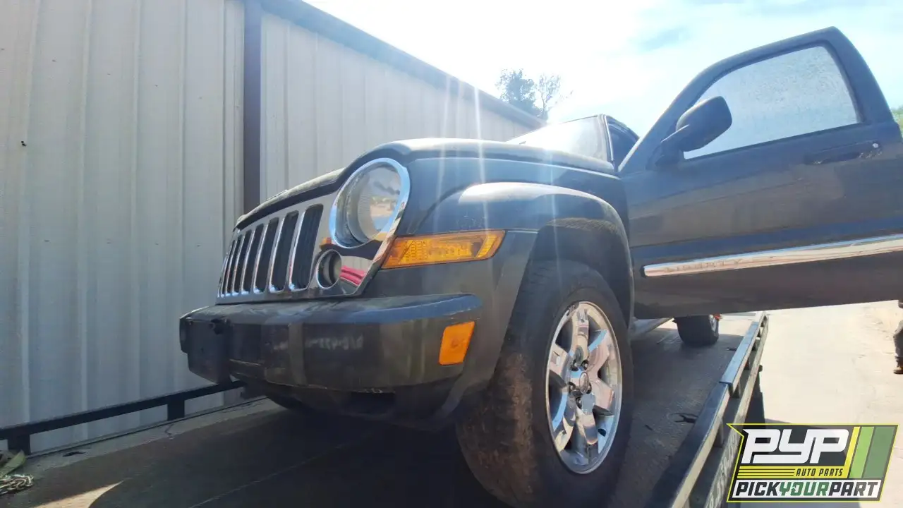 Photo of 2005 Jeep Liberty