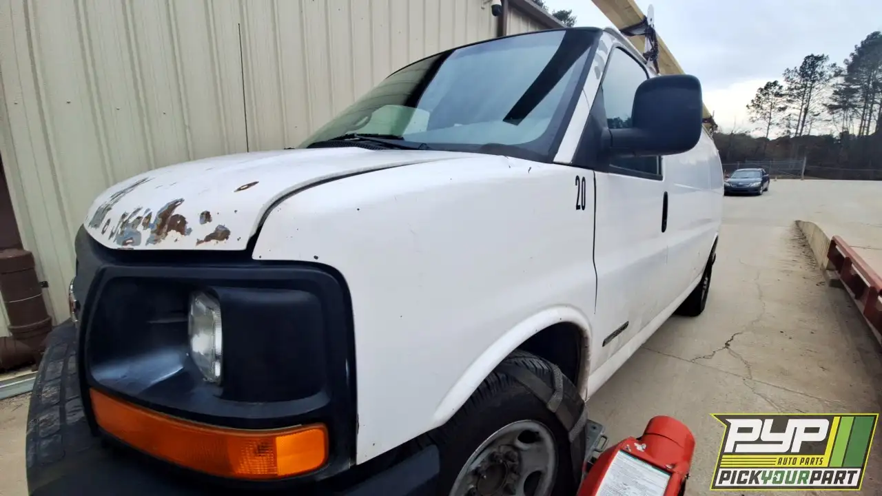 Photo of 2005 Gmc Savana 2500
