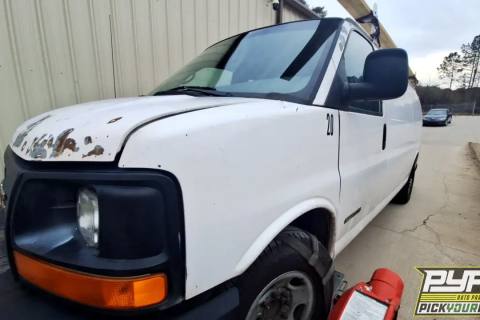 Photo of 2005 Gmc Savana 2500