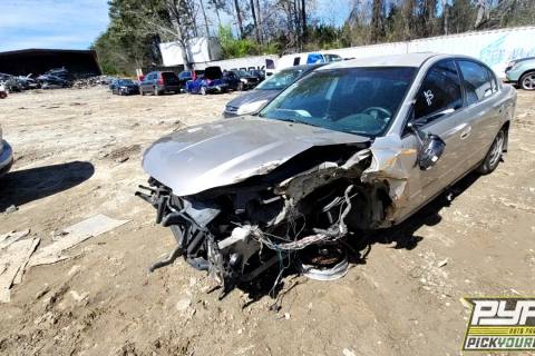 Photo of 2005 Nissan Altima