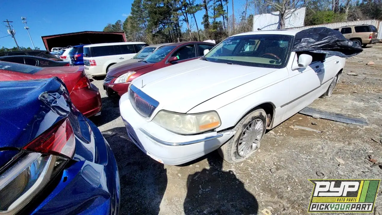 Photo of 2007 Lincoln Town Car