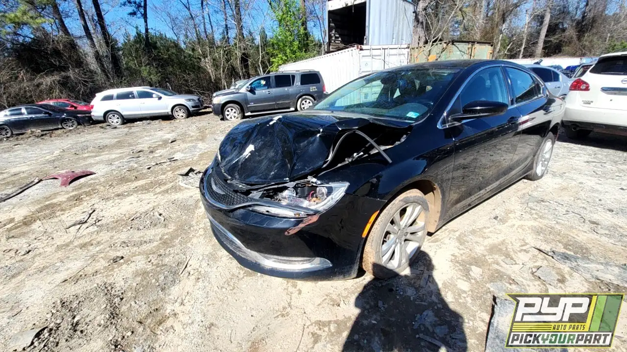 Photo of 2015 Chrysler 200