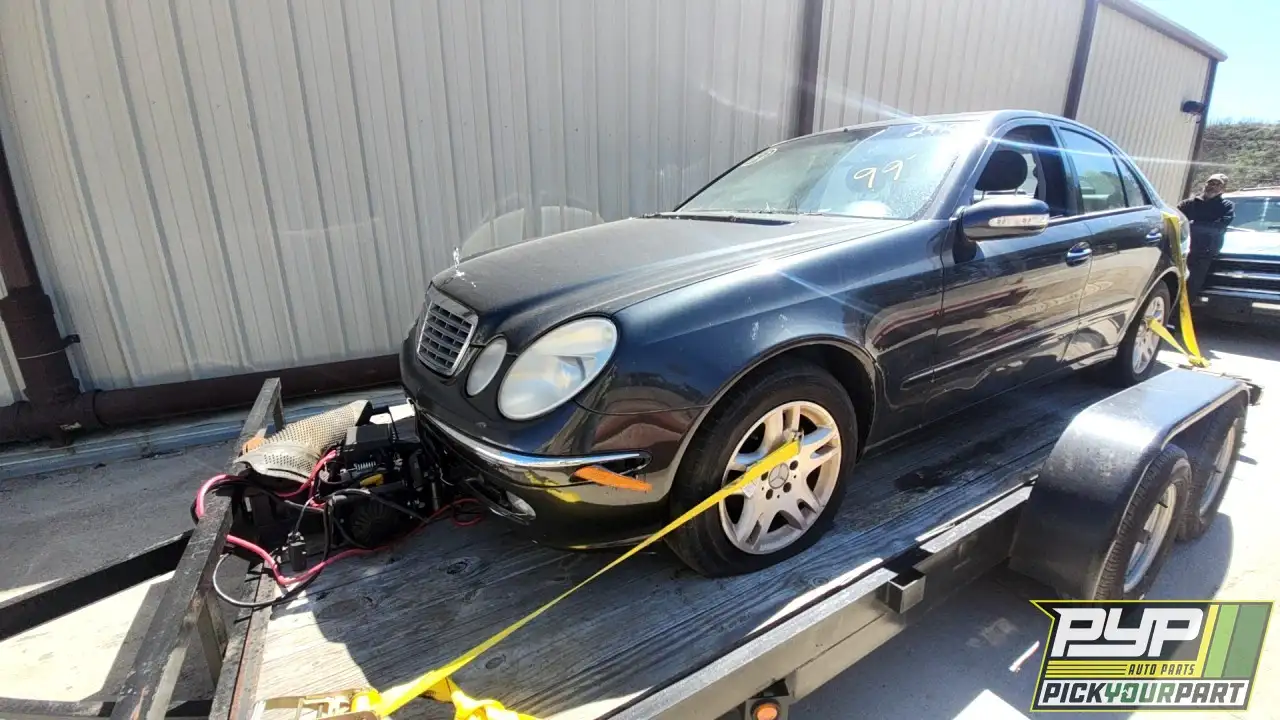 Photo of 2004 Mercedes-Benz E320