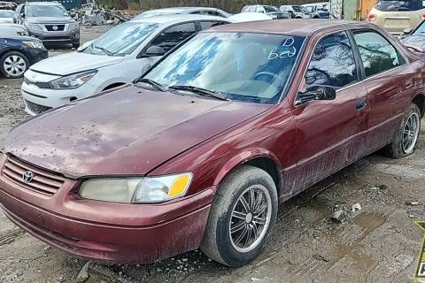 Photo of 1999 Toyota Camry