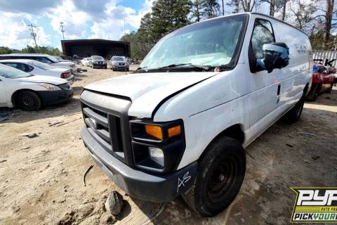 Photo of 2011 Ford E-150