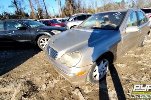 Photo of 2004 Mercedes-Benz C240