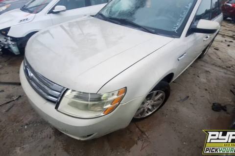 Photo of 2008 Ford Taurus