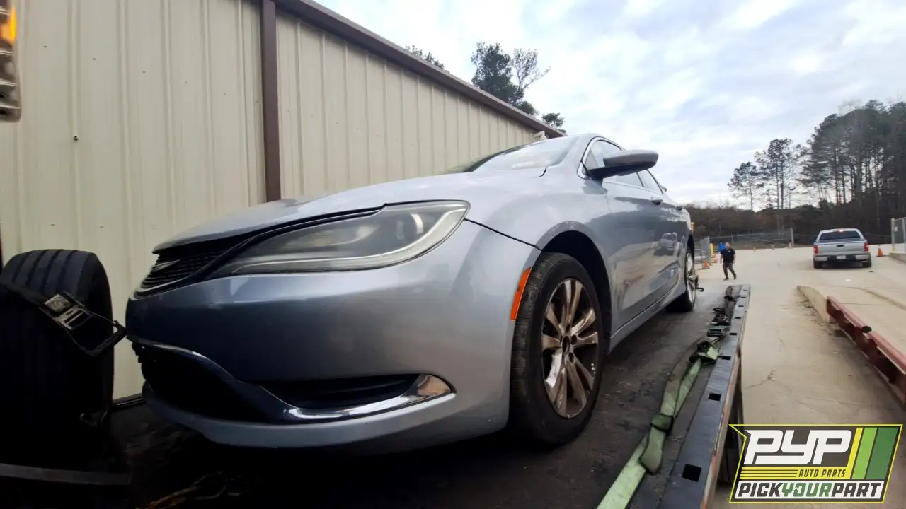 Photo of 2015 Chrysler 200
