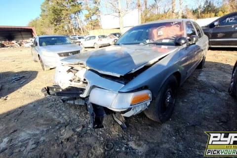 Photo of 2010 Ford Crown Victoria