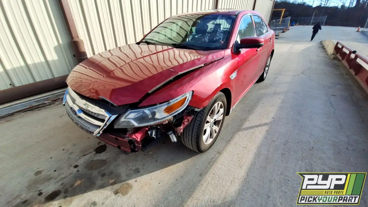 Photo of 2011 Ford Taurus