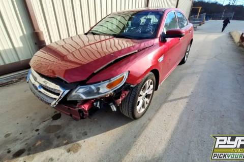 Photo of 2011 Ford Taurus