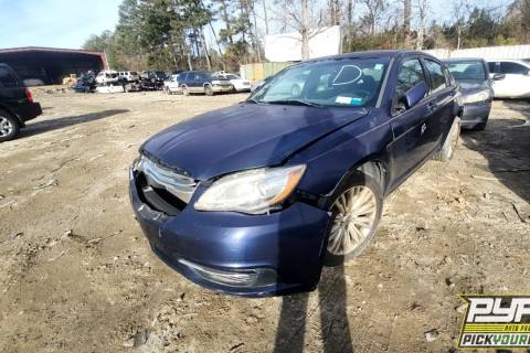 Photo of 2013 Chrysler 200