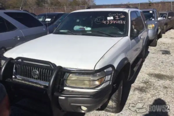 Photo of 1999 Ford Explorer