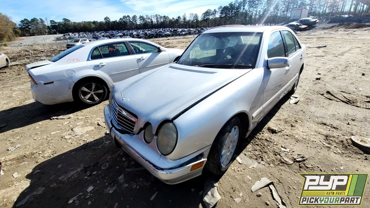 Photo of 2000 Mercedes-Benz E320