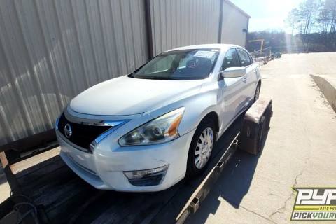Photo of 2015 Nissan Altima