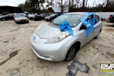 Photo of 2013 Nissan Leaf
