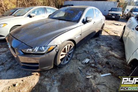 Photo of 2017 Jaguar Xe