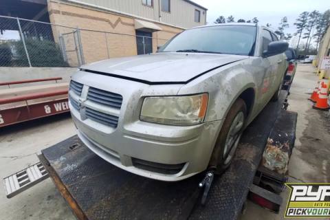 Photo of 2008 Dodge Magnum