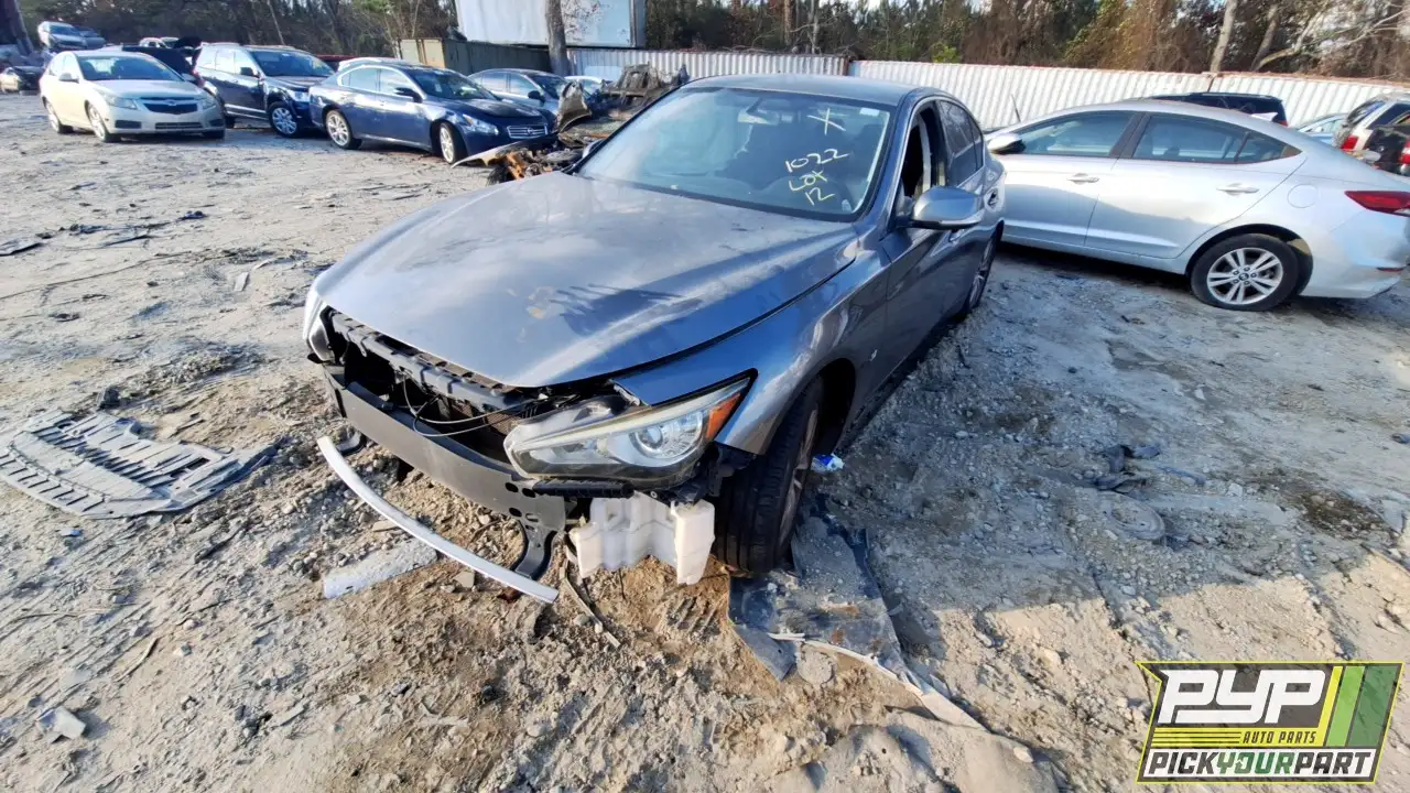 Photo of 2015 Infiniti Q50
