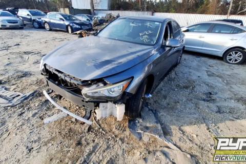 Photo of 2015 Infiniti Q50