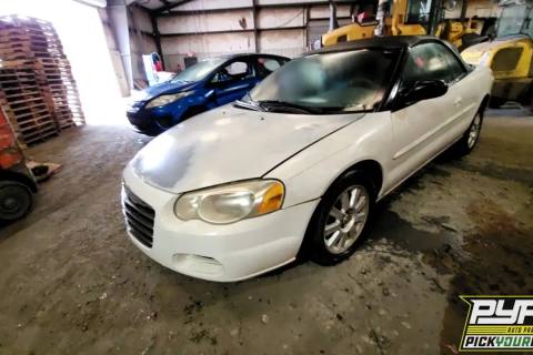 Photo of 2005 Chrysler Sebring