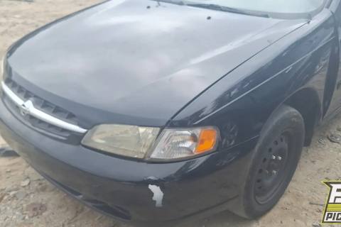 Photo of 1999 Nissan Altima
