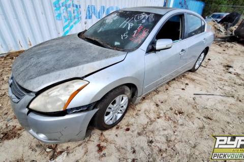 Photo of 2011 Nissan Altima