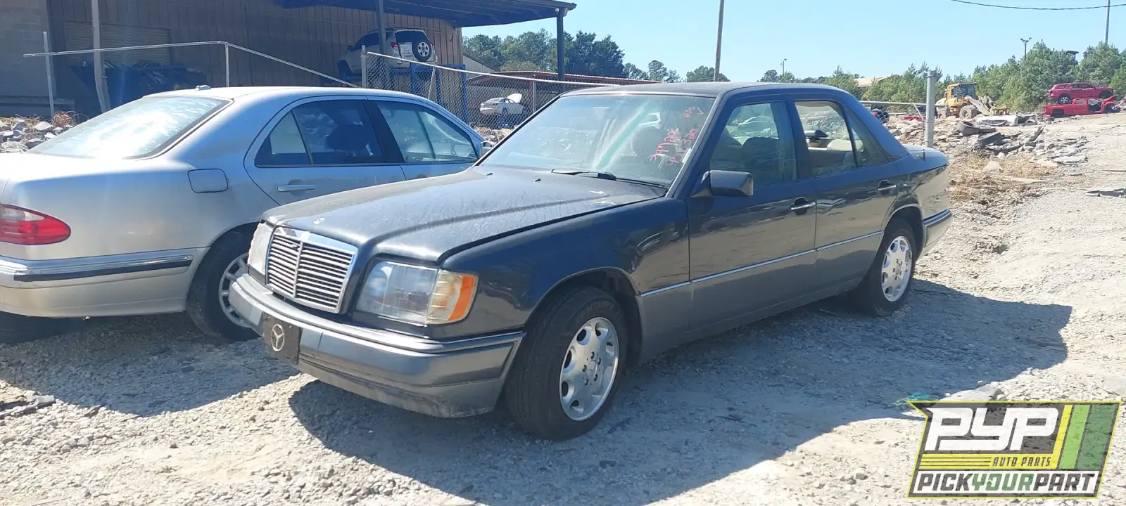 Photo of 1995 Mercedes-Benz E320
